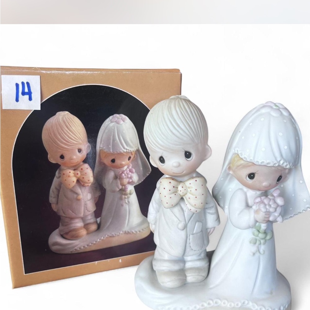 Precious Moments Wedding Couple Figurine -‘The Lord Bless you and Keep you’